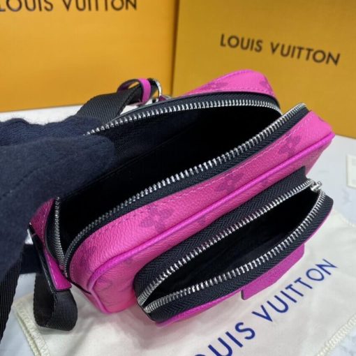 Louis Vuitton Outdoor Pouch Rosy M30781 - Image 14