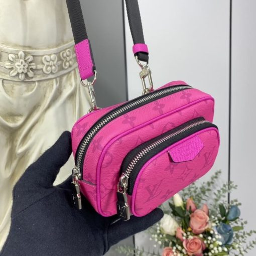 Louis Vuitton Outdoor Pouch Rosy M30781 - Image 3