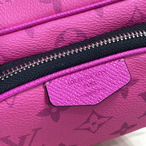Louis Vuitton Outdoor Pouch Rosy M30781 - Image 10