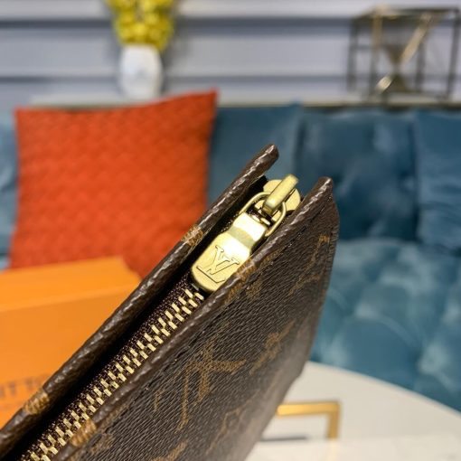 Louis Vuitton Pikachu Pochette Voyage M47542 - Image 9
