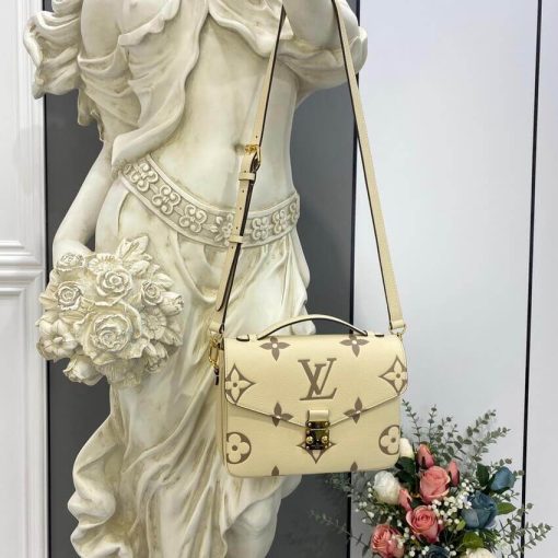 Louis Vuitton Pochette Metis M45596 - Image 2