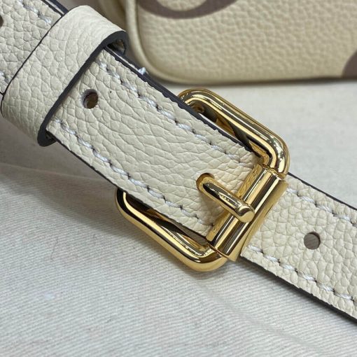 Louis Vuitton Pochette Metis M45596 - Image 11