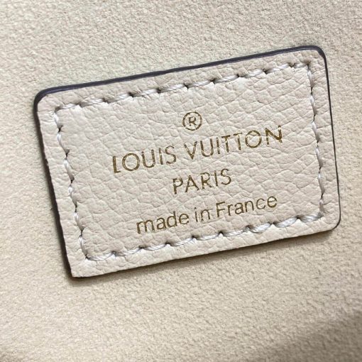 Louis Vuitton Pochette Metis M45596 - Image 15