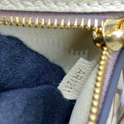 Louis Vuitton Pochette Metis M45596 - Image 16