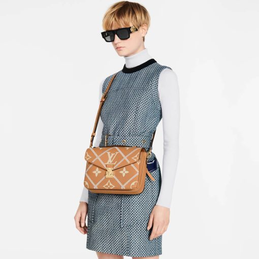 Louis Vuitton Pochette Metis M46018 M46028 Apricot - Image 3