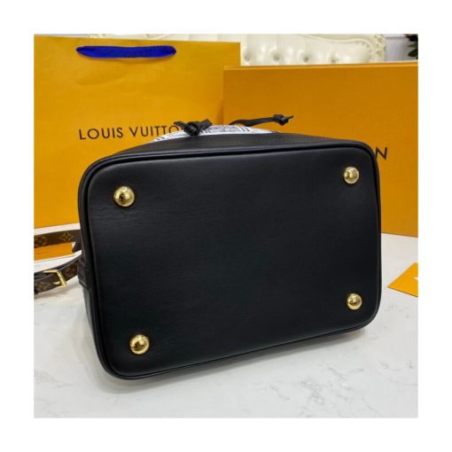 Louis Vuitton Printed Matte Calf Leather Noé MM M59105 - Image 10