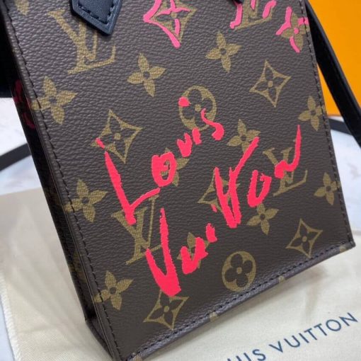 Louis Vuitton Signature Drawn Petit Sac Plat M80839 - Image 9