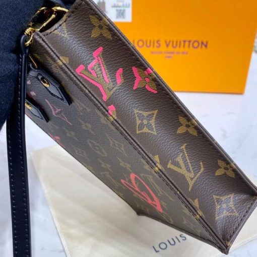 Louis Vuitton Signature Drawn Petit Sac Plat M80839 - Image 10