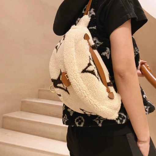 Louis Vuitton Ski Shearling Bumbag M23715 - Image 4
