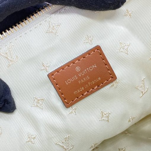 Louis Vuitton Ski Shearling Over The Moon Bag M23321 - Image 13