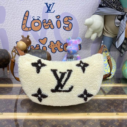 Louis Vuitton Ski Shearling Over The Moon Bag M23321 - Image 7