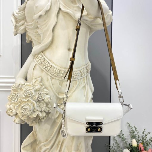 Louis Vuitton Swing Bag M20395 White - Image 6