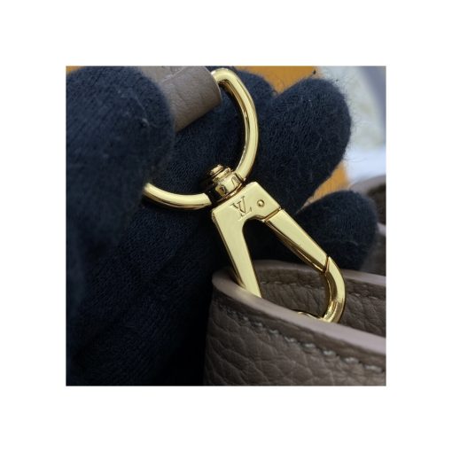 Louis Vuitton Taurillon Leather and Python Capucines MM - Image 12