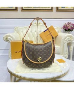 Louis Vuitton Tulum GM Shoulder Bag M40075