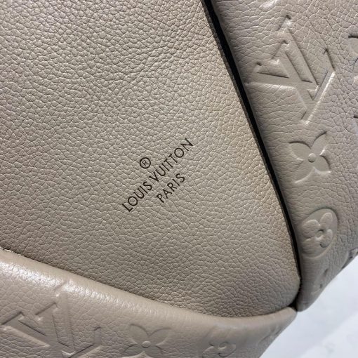Louis Vuitton V Tote MM M44422 M44397 M44421 Grey - Image 5