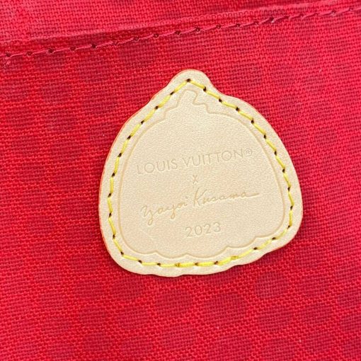 Louis Vuitton x Yayoi Kusama Petit Sac Plat M81867 - Image 11