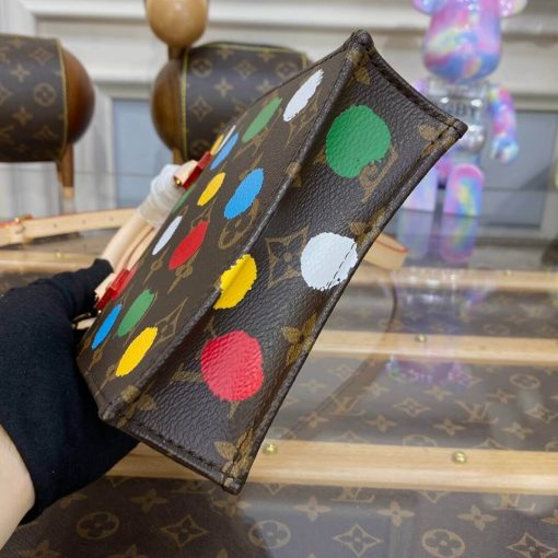 Louis Vuitton x Yayoi Kusama Petit Sac Plat M81867 - Image 7