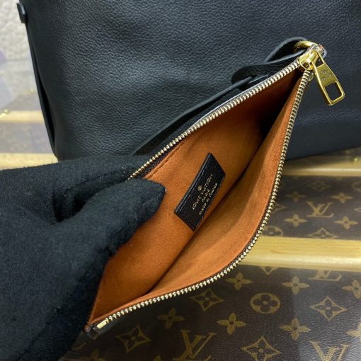 Louis Vuttion Grained Calfskin Low Key Hobo MM M24856 Black - Image 11