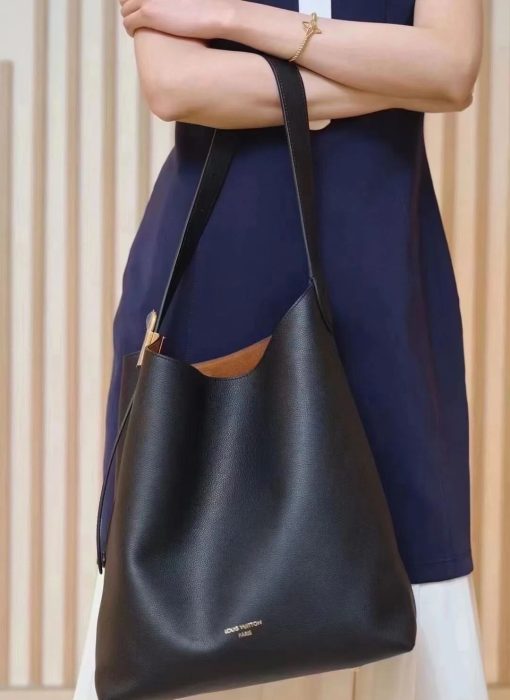 Louis Vuttion Grained Calfskin Low Key Hobo MM M24856 Black - Image 4