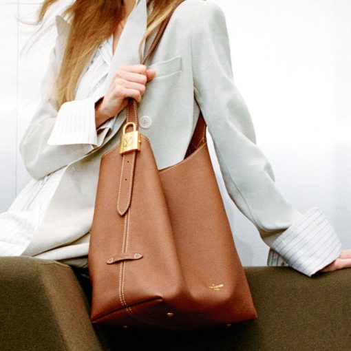 Louis Vuttion Grained Calfskin Low Key Hobo MM M24974 Brown - Image 2