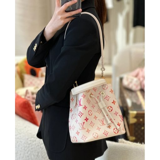 Louis Vuttion Neonoe BB Bucket Bag M24649 Sunrise Aquarelle - Image 3