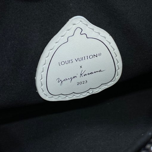 LV x YK Easy Pouch On Strap M81908 Black/White - Image 12