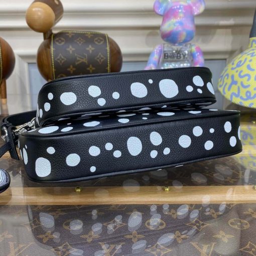 LV x YK Multi Pochette Accessoires? M46410 Black/White - Image 11