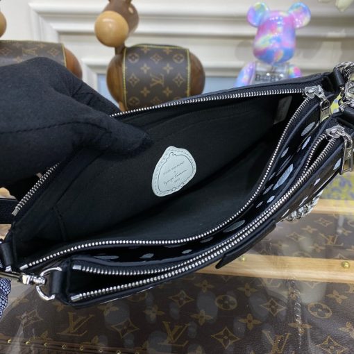 LV x YK Multi Pochette Accessoires? M46410 Black/White - Image 16