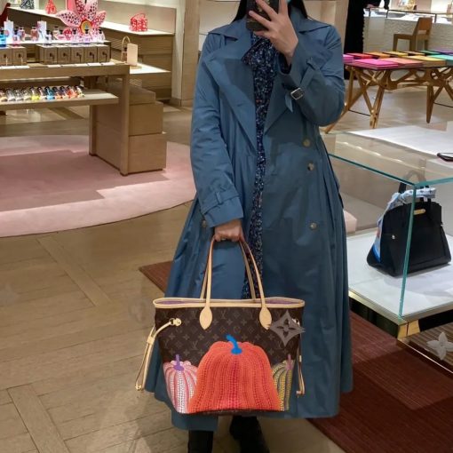 LV x YK Neverfull MM with Pumpkin Print M46468 - Image 4