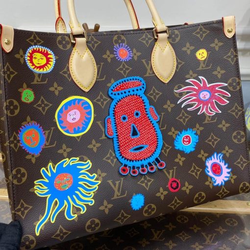 LV x YK OnTheGo MM with Faces Print and Embroidery M46429 - Image 5