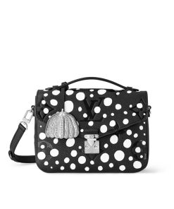 LV x YK Pochette Metis? M46409 Black/White