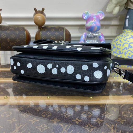 LV x YK Pochette Metis? M46409 Black/White - Image 7