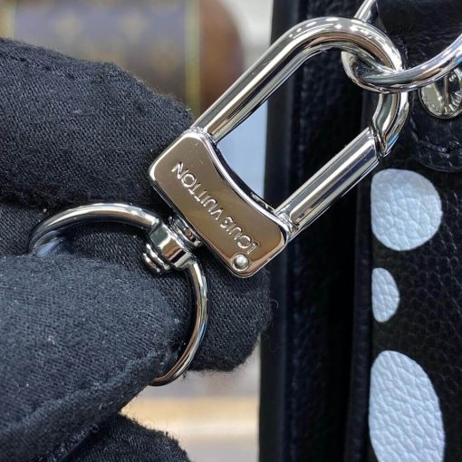 LV x YK Pochette Metis? M46409 Black/White - Image 10