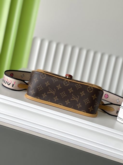 Louis Vuitton Diane Black M45985 - Image 6