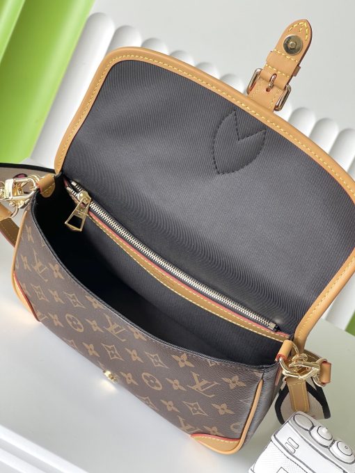Louis Vuitton Diane Black M45985 - Image 10