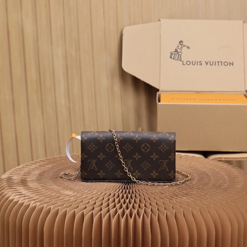 Louis Vuitton Wallet On Chain Lily M82509 - Image 5