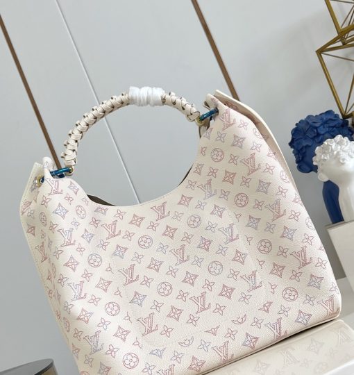 Louis Vuitton Carmel M25894 - Image 5