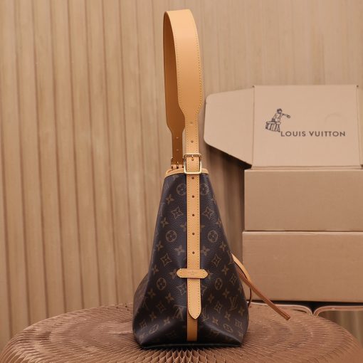 Louis Vuitton CarryAll MM M46197 - Image 6