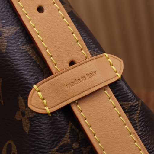 Louis Vuitton CarryAll MM M46197 - Image 10
