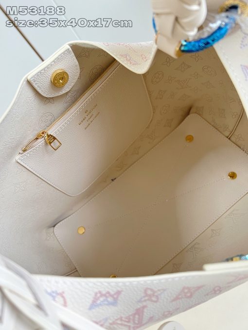 Louis Vuitton Carmel M25894 - Image 9