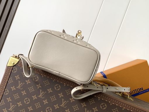 Louis Vuitton Coussin Backpack PM M13358 - Image 6