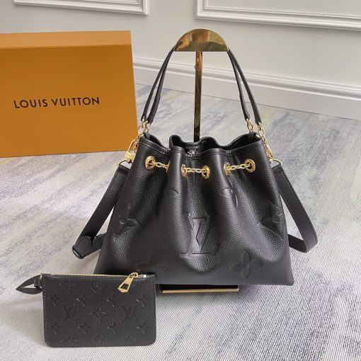 Louis Vuitton LV Bundle M47209 - Image 2