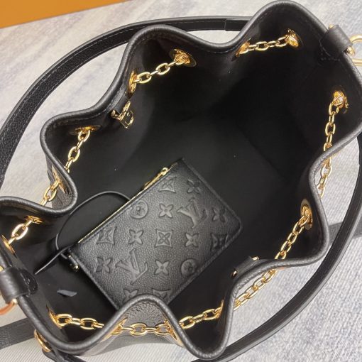 Louis Vuitton LV Bundle M47209 - Image 7