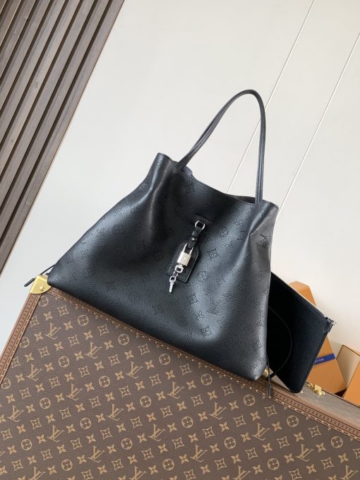 Louis Vuitton Boundless M13179 - Image 2