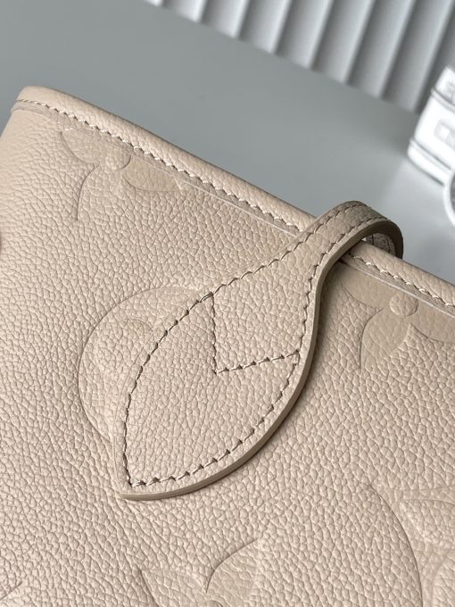 Louis Vuitton Neverfull MM M14319 - Image 7