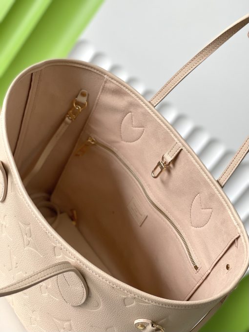 Louis Vuitton Neverfull MM M14319 - Image 9