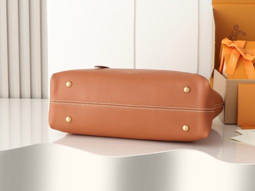 Louis Vuitton Low Key Cabas MM M25342 - Image 6