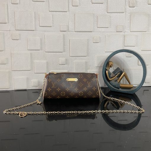 Louis Vuitton Pochette Eva M13567 - Image 4