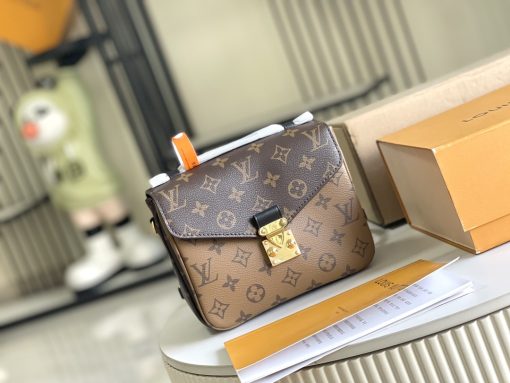 Louis Vuitton Pochette Métis Backpack M11941 - Image 3