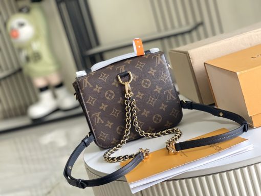 Louis Vuitton Pochette Métis Backpack M11941 - Image 5